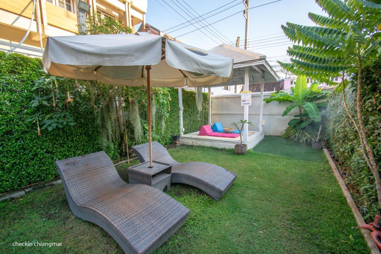 Hostel Lullaby Non-Smoking (Adults Only) Chiang Mai Ngoại thất bức ảnh